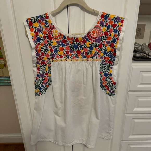 Mi Golondrina Flores blouse, size medium, like new condition. Multicolor - Picture 2 of 5